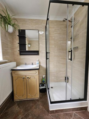 2 bed Cardiff home